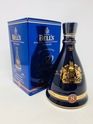BELLS GOLDEN JUBILEE DECANTER 50 YEARS REIGN OF QUEEN ELIZABETH II BELLS GOLDEN JUBILEE DECANTER 50 YEARS REIGN OF QUEEN ELIZABETH II
