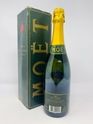 MOET & CHANDON 1990 VINTAGE CHAMPAGNE MOET & CHANDON 1990 VINTAGE CHAMPAGNE