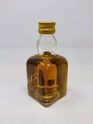 ABERLOUR GLENLIVET 1970'S 1 2/3 FLOZS WHISKY MINIATURE 9 YO ABERLOUR GLENLIVET 1970'S 1 2/3 FLOZS WHISKY MINIATURE 9 YO
