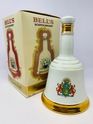 BELLS ROYAL WEDDING DECANTER - PRINCE ANDREW & SARAH JANE FERGUSON BELLS ROYAL WEDDING DECANTER - PRINCE ANDREW & SARAH JANE FERGUSON