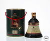 BELLS DECANTER CHRISTMAS 1990 75CL BELLS DECANTER CHRISTMAS 1990 75CL