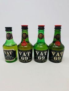 4 X VAT 69 MINIATURE 4 X VAT 69 MINIATURE