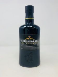 HIGHLAND PARK "THE DOLPHINS" HIGHLAND PARK "THE DOLPHINS"