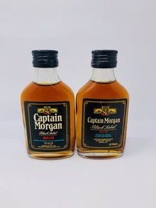 2 CAPTAIN MORGANS 70% PROOF RUM MINIATURES 2 CAPTAIN MORGANS 70% PROOF RUM MINIATURES