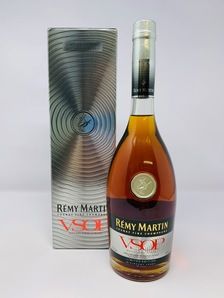 REMY MARTIN - FINE CHAMPAGNE COGNAC VSOP LIMITED EDITION BY VINCENT LEROY REMY MARTIN - FINE CHAMPAGNE COGNAC VSOP LIMITED EDITION BY VINCENT LEROY