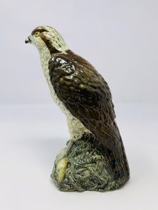 BENEAGLES OSPREY DECANTER 13 1/2 FL OZ 70% PROOF BENEAGLES OSPREY DECANTER 13 1/2 FL OZ 70% PROOF