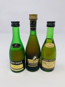 REMY MARTIN COGNAC MINIATURES