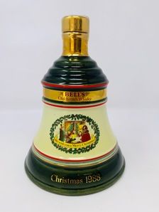 BELLS DECANTER CHRISTMAS 1988 BELLS DECANTER CHRISTMAS 1988