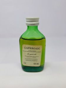 LAPHROAIG 10 YEAR OLD PRE ROYAL WARRANT MINIATURE (FLAT) LAPHROAIG 10 YEAR OLD PRE ROYAL WARRANT MINIATURE (FLAT)