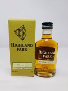 HIGHLAND PARK 30 YEAR OLD MINIATURE HIGHLAND PARK 30 YEAR OLD MINIATURE