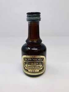 BOWMORE 12 YEAR OLD DUMPY MINIATURE BOWMORE 12 YEAR OLD DUMPY MINIATURE