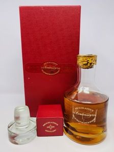 BRUICHLADDICH 1881-1981 CENTENARY DECANTER BRUICHLADDICH 1881-1981 CENTENARY DECANTER
