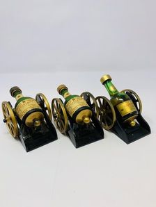 COURVOISIER COGNAC CANNON MINIATURES COURVOISIER COGNAC CANNON MINIATURES