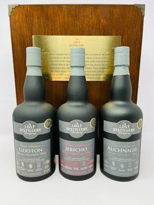 THE LOST DISTILLERY COMPANY SET AND CASE THE LOST DISTILLERY COMPANY SET AND CASE