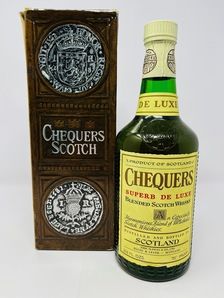 CHEQUERS 1970's DE LUXE BLENDED SCOTCH WHISKY CHEQUERS 1970's DE LUXE BLENDED SCOTCH WHISKY