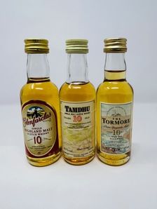 3 X 10 YEAR OLD WHISKY MINIATURES 