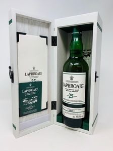 LAPHROAIG 25 YEAR OLD 2017 RELEASE LAPHROAIG 25 YEAR OLD 2017 RELEASE