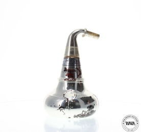 NIKKA KINGSLAND WHISKY POTSTILL DECANTER NIKKA KINGSLAND WHISKY POTSTILL DECANTER
