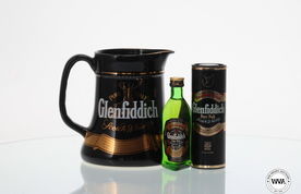GLENFIDDICH WHISKY MINIATURE WITH JUG GLENFIDDICH WHISKY MINIATURE WITH JUG