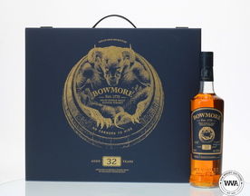 BOWMORE 32 YEAR OLD "NO CORNERS TO HIDE" - FRANK QUIETLY BOWMORE 32 YEAR OLD "NO CORNERS TO HIDE" - FRANK QUIETLY
