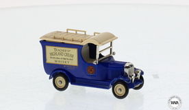 TEACHER'S WHISKY TRUCK TEACHER'S WHISKY TRUCK