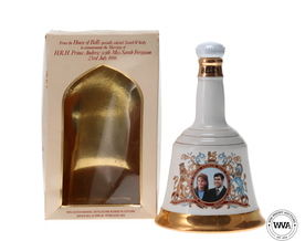 BELLS ROYAL WEDDING DECANTER - PRINCE ANDREW & SARAH JANE FERGUSON BELLS ROYAL WEDDING DECANTER - PRINCE ANDREW & SARAH JANE FERGUSON