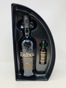 ARDBEG 10 YEAR OLD & UIGEADAIL MINIATURE ARDBEG 10 YEAR OLD & UIGEADAIL MINIATURE