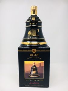 LOT 2390 - BELLS 12 YEAR OLD "YEAR OF THE MONKEY" 1992 DECANTER (NO RESERVE) LOT 2390 - BELLS 12 YEAR OLD "YEAR OF THE MONKEY" 1992 DECANTER (NO RESERVE)