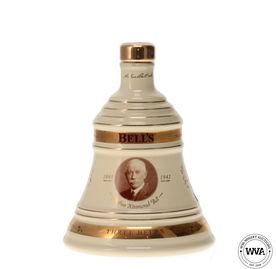 BELLS WADE DECANTER CHRISTMAS 2010 - ARTHUR KINMOND BELL BELLS WADE DECANTER CHRISTMAS 2010 - ARTHUR KINMOND BELL