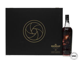 MACALLAN 1995 ANNIE LEIBOVITZ MASTERS OF PHOTOGRAPHY 'THE LIBRARY' #14007 MACALLAN 1995 ANNIE LEIBOVITZ MASTERS OF PHOTOGRAPHY 'THE LIBRARY' #14007