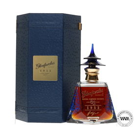 GLENFARCLAS 63 YEAR OLD 1953 #1677 1.5ltr MAGNUM - PAGODA SAPPHIRE RESERVE (GOLD EDITION) GLENFARCLAS 63 YEAR OLD 1953 #1677 1.5ltr MAGNUM - PAGODA SAPPHIRE RESERVE (GOLD EDITION)