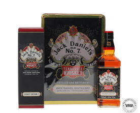JACK DANIELS - LEGACY EDITION 2 SOUR MASH & JD SIGN JACK DANIELS - LEGACY EDITION 2 SOUR MASH & JD SIGN