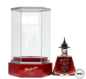 GLENFARCLAS 62 YEAR OLD 1954 #445 - PAGODA RUBY RESERVE (SILVER EDITION)