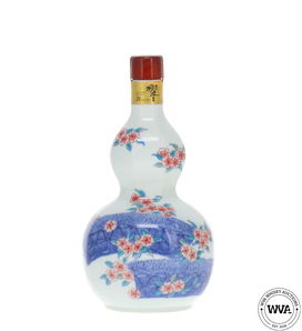 Hibiki 21 Year Old Ceramic Arita Decanter 60cl (2002) Hibiki 21 Year Old Ceramic Arita Decanter 60cl (2002)