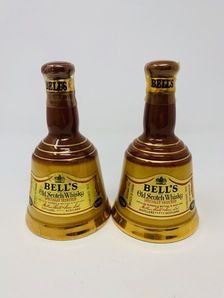 2 X BELLS DECANTER'S 6 2/3RDS FLOZS 2 X BELLS DECANTER'S 6 2/3RDS FLOZS