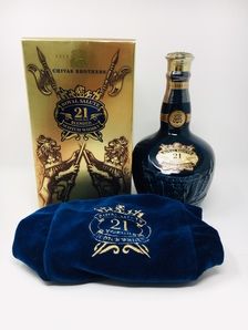 LOT 2624 - CHIVAS 21 YEAR OLD ROYAL SALUTE SAPPHIRE FLAGON (RESERVE PRICE £40.00)