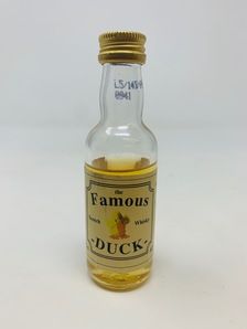 THE FAMOUS DUCK MINIATURE THE FAMOUS DUCK MINIATURE