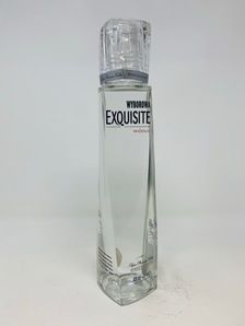 WYBOROWA EXQUISITE SINGLE ESTATE VODKA WYBOROWA EXQUISITE SINGLE ESTATE VODKA
