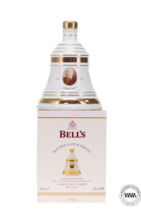 Bells Wade Decanter Christmas 2009 Arthur Bell