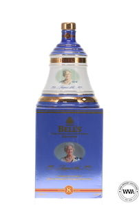 Bells Wade Decanter The 100th Birthday Of The Queen Mother