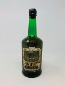 Sandeman Extra Fine White Port