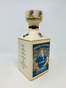 DAVIE COOPER - POINTERS CERAMIC WHISKY DECANTER DAVIE COOPER - POINTERS CERAMIC WHISKY DECANTER