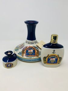 BRITISH NAVY PUSSERS RUM DECANTER 1 LITRE/20CL AND 5CL BRITISH NAVY PUSSERS RUM DECANTER 1 LITRE/20CL AND 5CL