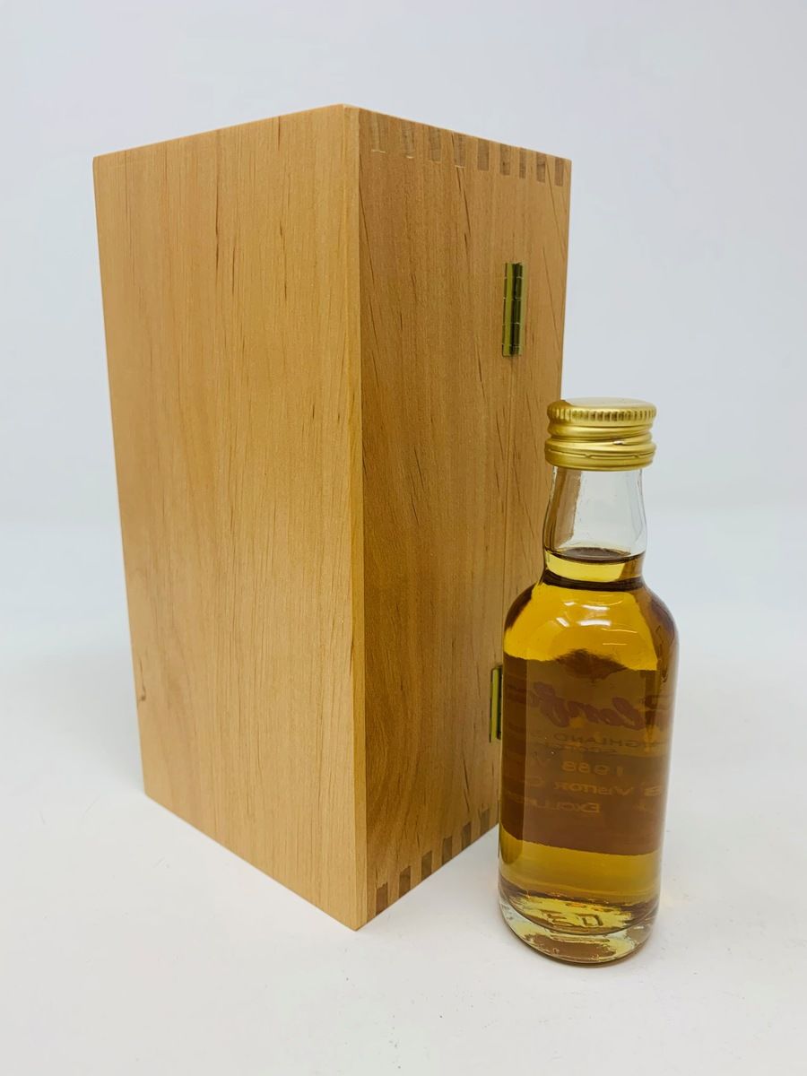 GLENFARCLAS 1988 VISITOR CENTER EXCLUSIVE MINIATURE