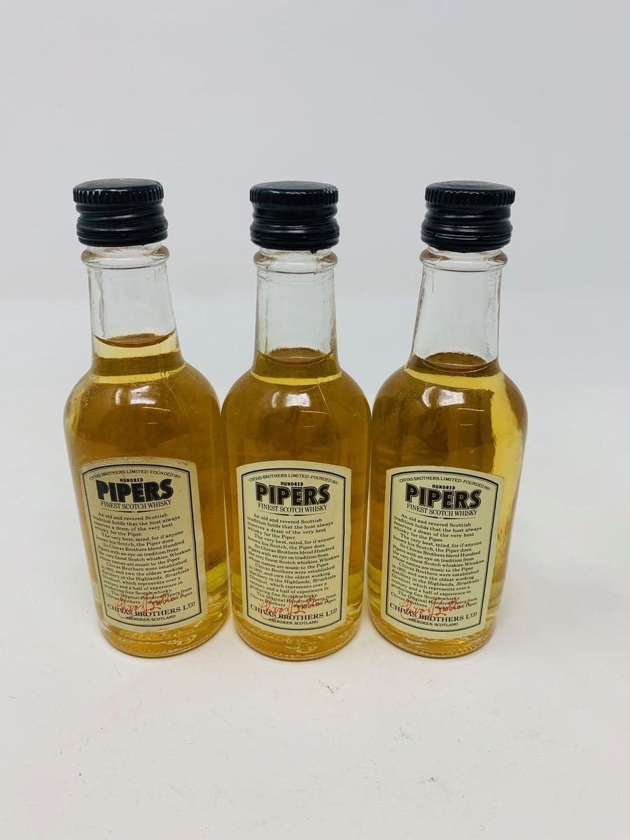 HUNDERED PIPERS SCOTCH WHISKY MINIATURES