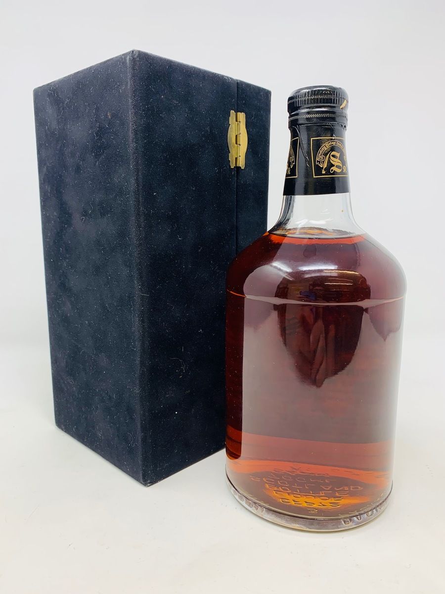 BUNNAHABHAIN 1979 18 YEAR OLD SIGNATORY VINTAGE 