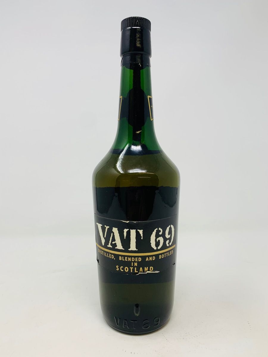 VAT 69 OLDER STYLE BOTTLE