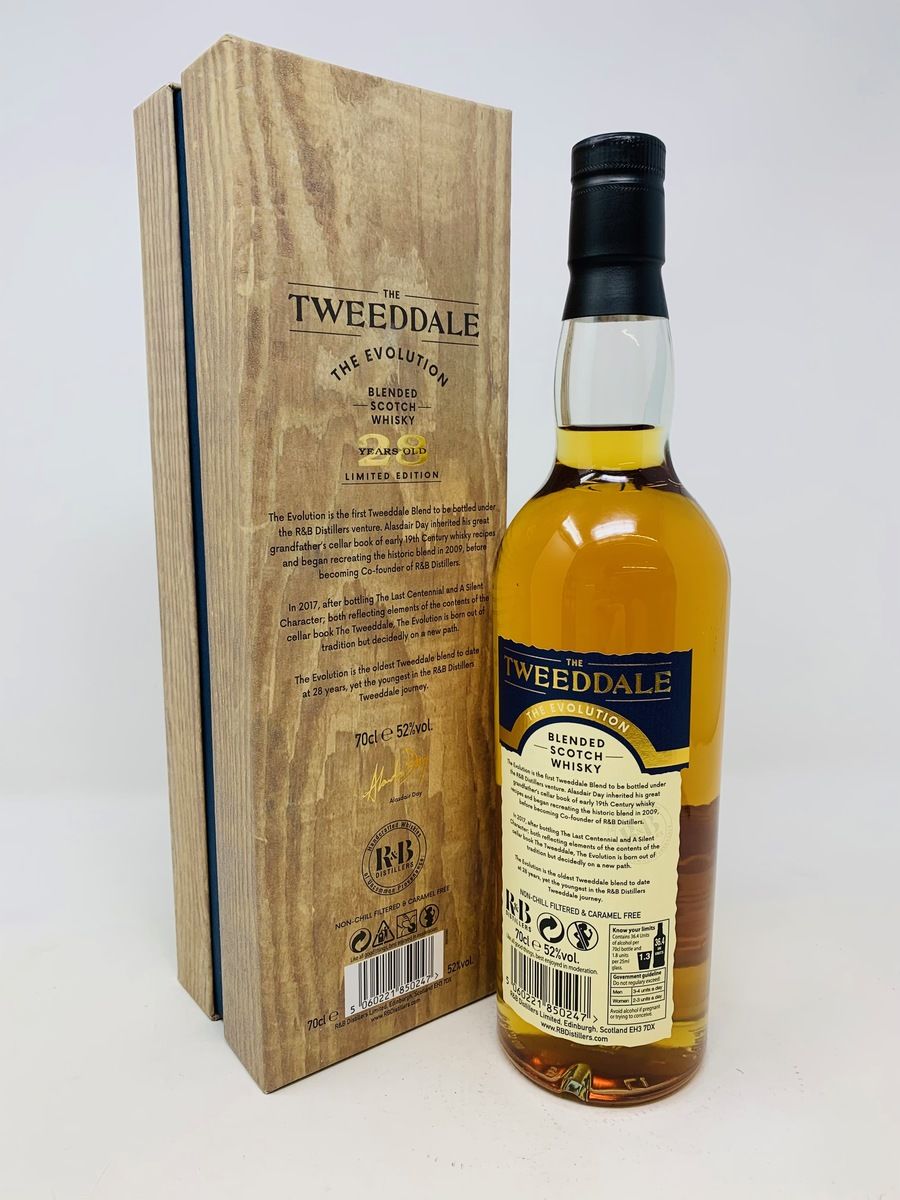 THE TWEEDDALE 28 YEAR OLD BLENDED SCOTCH WHISKY