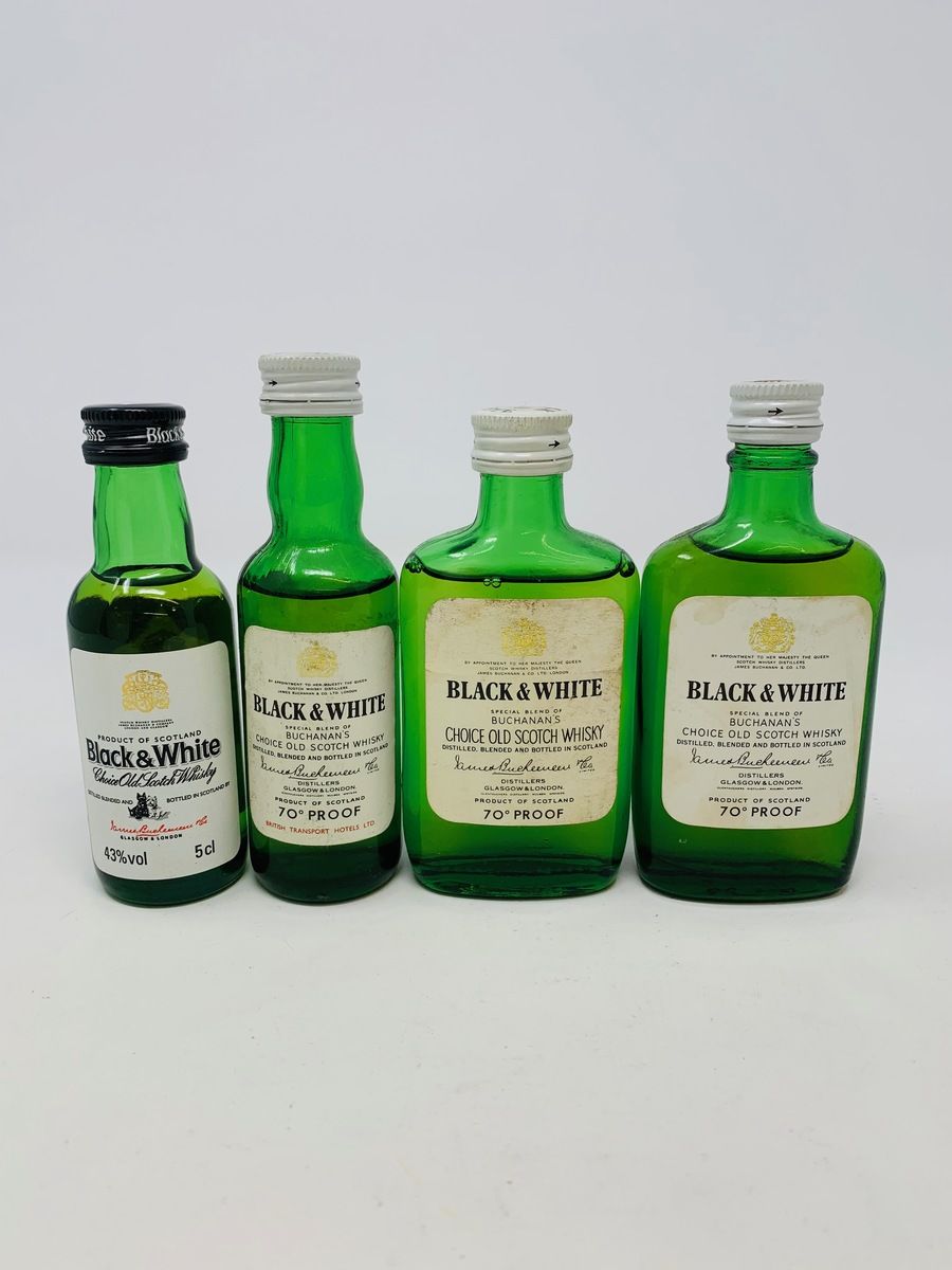 4 BLACK & WHITE WHISKY MINIATURES 