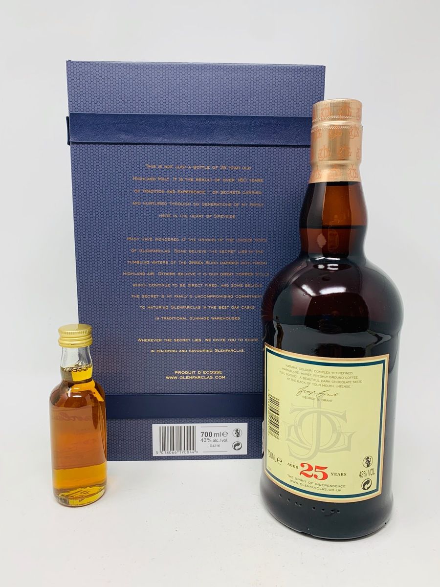 GLENFARCLAS 25 YEAR OLD WITH 40 YEAR OLD MINIATURE 